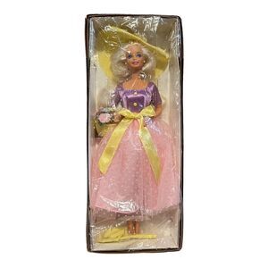 Barbie Spring Blossom Barbie Blonde Avon Exclusive 1995 Mattel 15202 New NIB